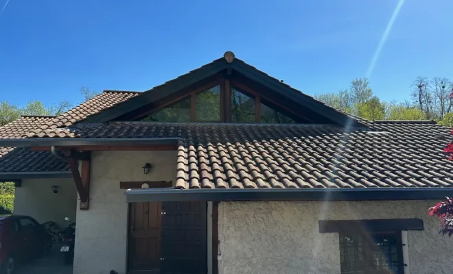 réalisation d' un habillage de bandeaux sur saint vincent de mercuze, Crolles, Toi mon toit